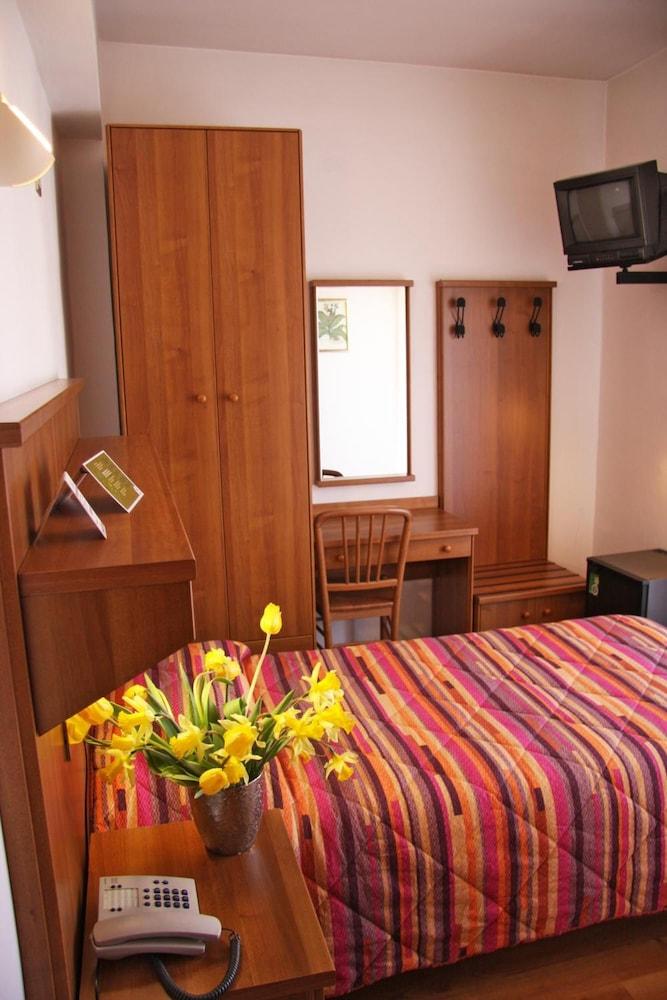 Hotel Los Angeles Assisi Kültér fotó