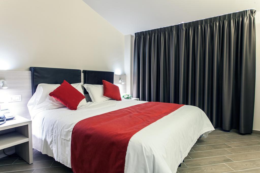 Hotel Los Angeles Assisi Kültér fotó