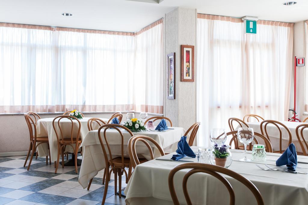 Hotel Los Angeles Assisi Kültér fotó