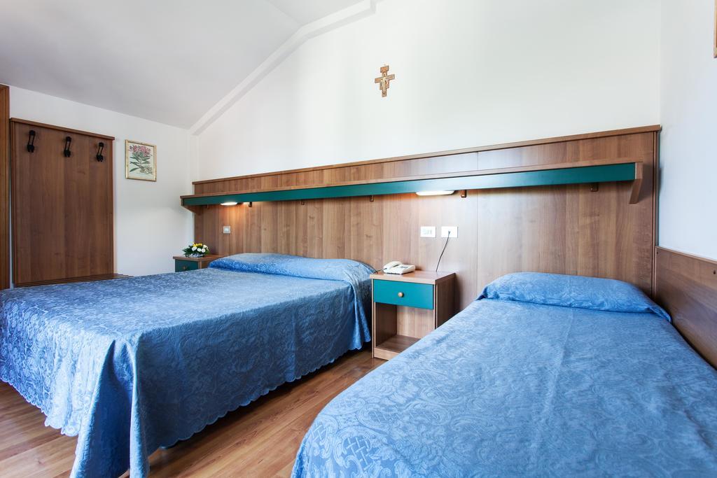 Hotel Los Angeles Assisi Kültér fotó